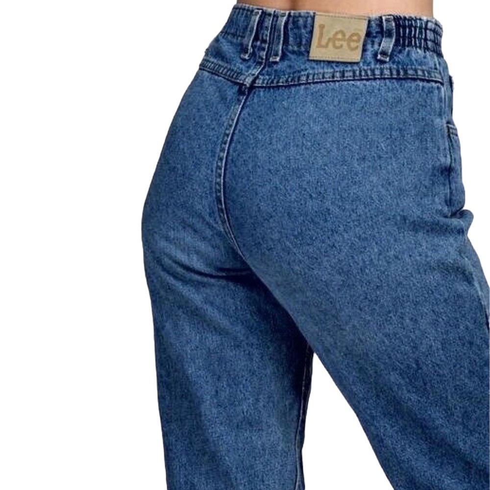 Vintage 90’s Lee Jeans Elastic Waist High Rise Tapered Leg Mom Jean Bareback 10